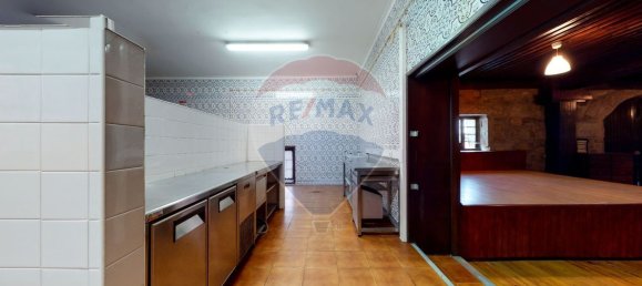 12 bedrooms House in Vila Verde, Portugal No. 85546 29