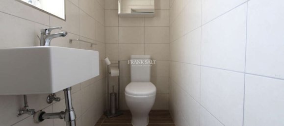 Ático de 1 dormitorio en Mellieha, Malta No. 7135 13