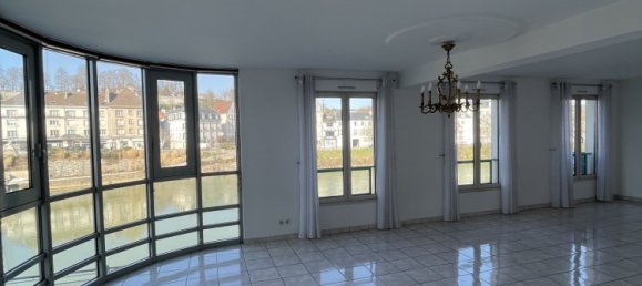 2 bedrooms Apartment in Chateau-Thierry, France No. 155886 15
