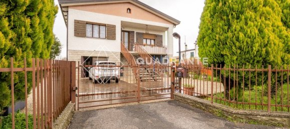 2 bedrooms House in Abano Terme, Italy No. 61621 36