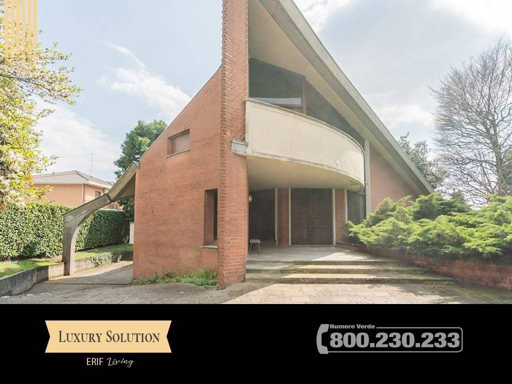 Villa T5 em Fagnano Olona, Italy N.º 358839