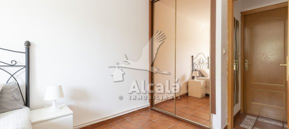 Apartamento de 3 dormitorios en Alcalá de Henares, Spain No. 167223 29
