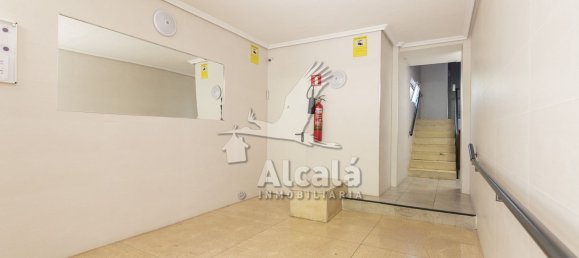 Apartamento de 3 dormitorios en Alcalá de Henares, Spain No. 167223 41