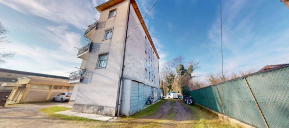 2 bedrooms Apartment in Vedano Olona, Italy No. 141291 5