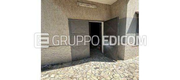 7 bedrooms Apartment in Melito di Napoli, Italy No. 381187 5