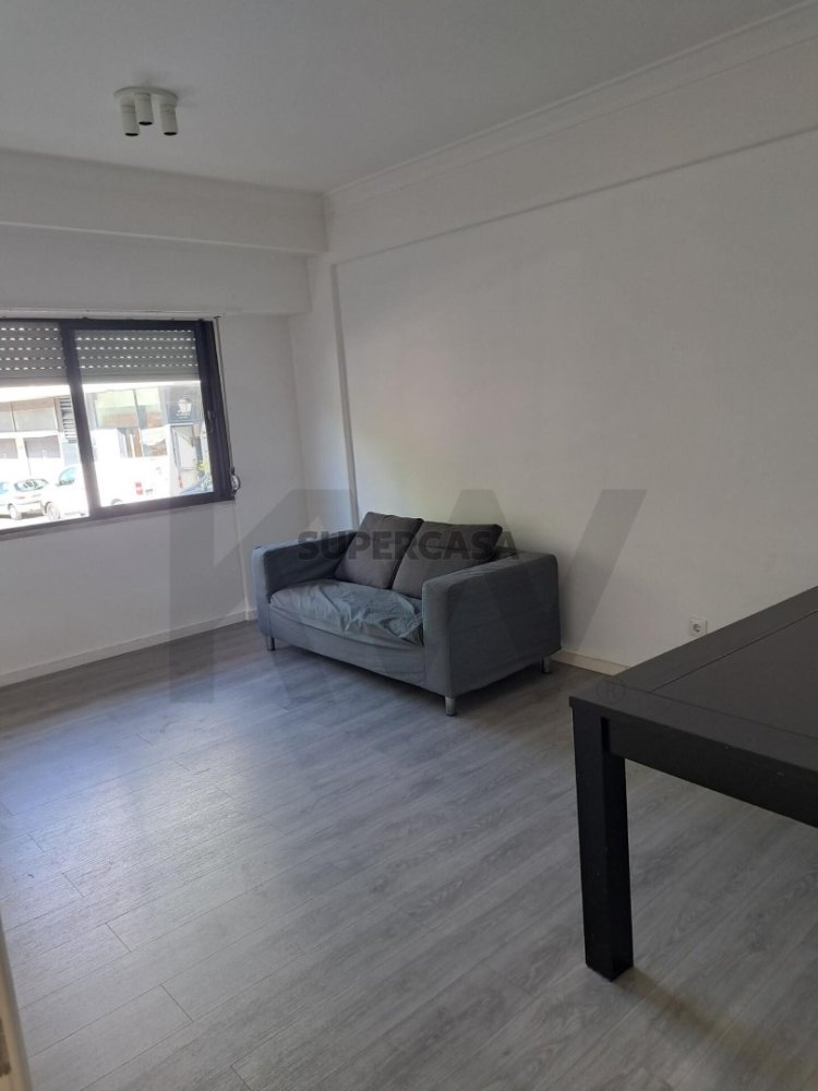 Квартира с 1 спальней в Одивелаш, Португалия № 334223