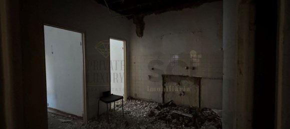 1 bedroom Building in Lisbon, Portugal No. 104546 9