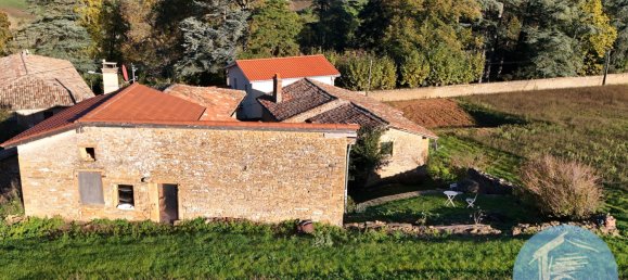2 Schlafzimmer Haus in Theize, France, Nr. 206036 13