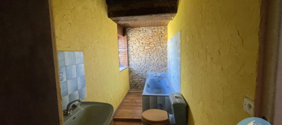 2 Schlafzimmer Haus in Theize, France, Nr. 206036 9