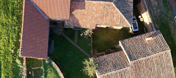 2 Schlafzimmer Haus in Theize, France, Nr. 206036 2