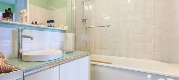 1 bedroom Apartment in Lyon, France No. 343311 3
