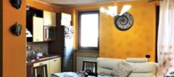 3غرفة شقة في Seregno, Italy رقم 99494 15