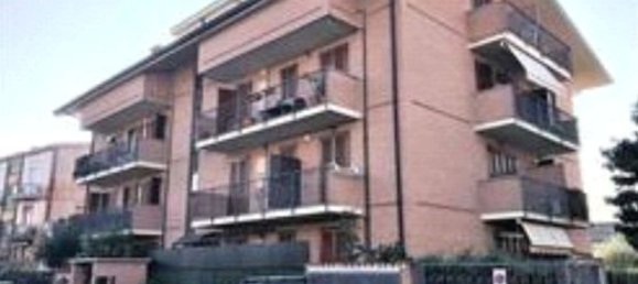 3غرفة شقة في Seregno, Italy رقم 99494 6