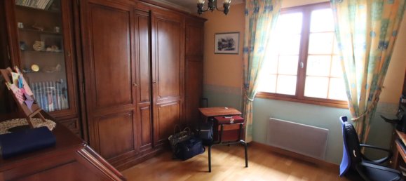 4 غرف نوم منزل في Barjouville, France رقم 88946 18