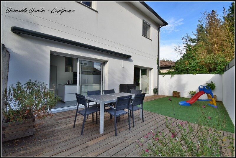 4 bedrooms House in Begles, France No. 333244