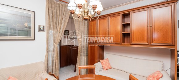 1 chambre Appartement à San Donato Milanese, Italy No. 103357 5