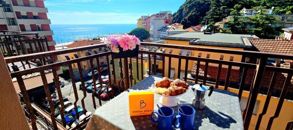 Квартира с 3 комнатами в Дейва Марина, Италия № 290496 19