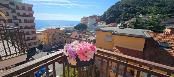 Квартира с 3 комнатами в Дейва Марина, Италия № 290496 7