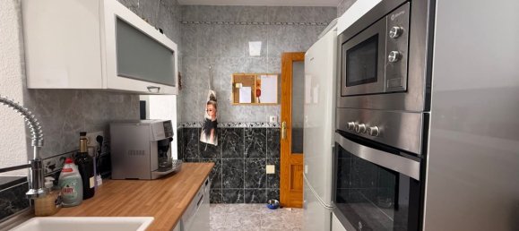 3 bedrooms House in Torrevieja, Spain No. 187979 5