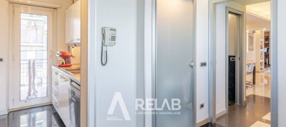 2 Schlafzimmer Penthouse in Rome, Italy, Nr. 306522 7