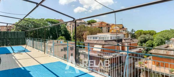 2 Schlafzimmer Penthouse in Rome, Italy, Nr. 306522 19