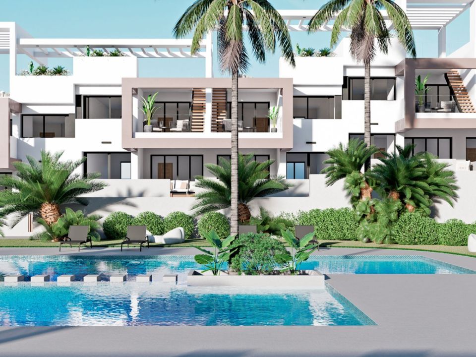 Bungalow de 3 dormitorios en Alicante, Spain No. 222987