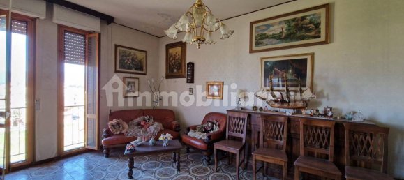 Ático de 2 dormitorios en Pistoia, Italy No. 226023 3