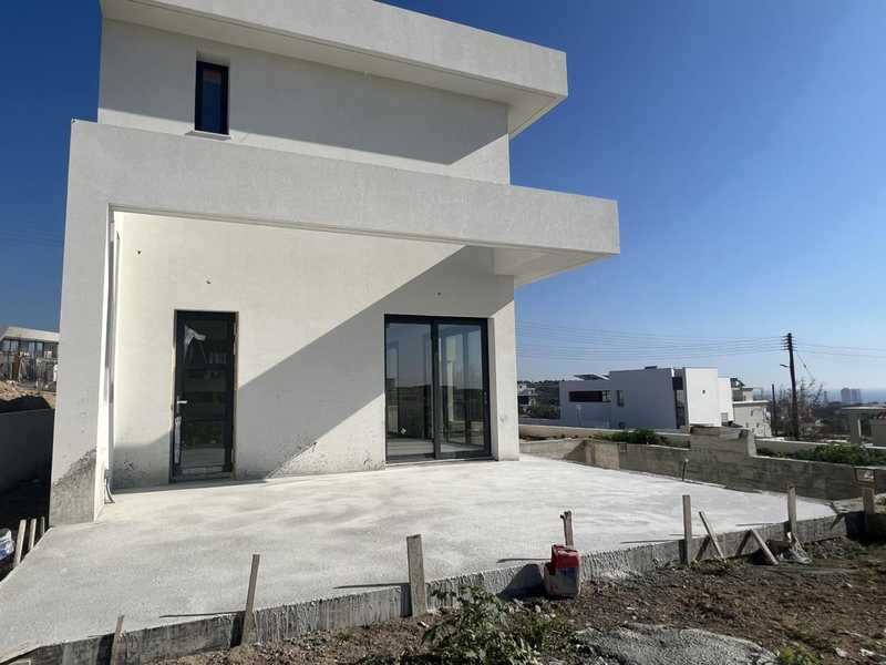 4 bedrooms Villa in Agios Athanasios, Cyprus No. 20387