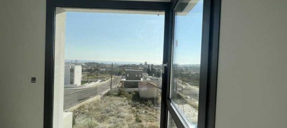 4 bedrooms Villa in Agios Athanasios, Cyprus No. 20387 6