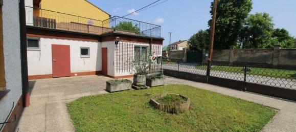 Дом с 8 комнатами в Дрёзинг, Австрия № 170348 24