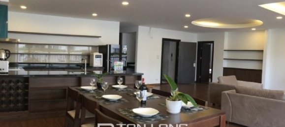 Apartamento de 3 dormitorios en Tay Ho, Vietnam No. 1634 4