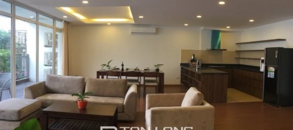 Apartamento de 3 dormitorios en Tay Ho, Vietnam No. 1634 3