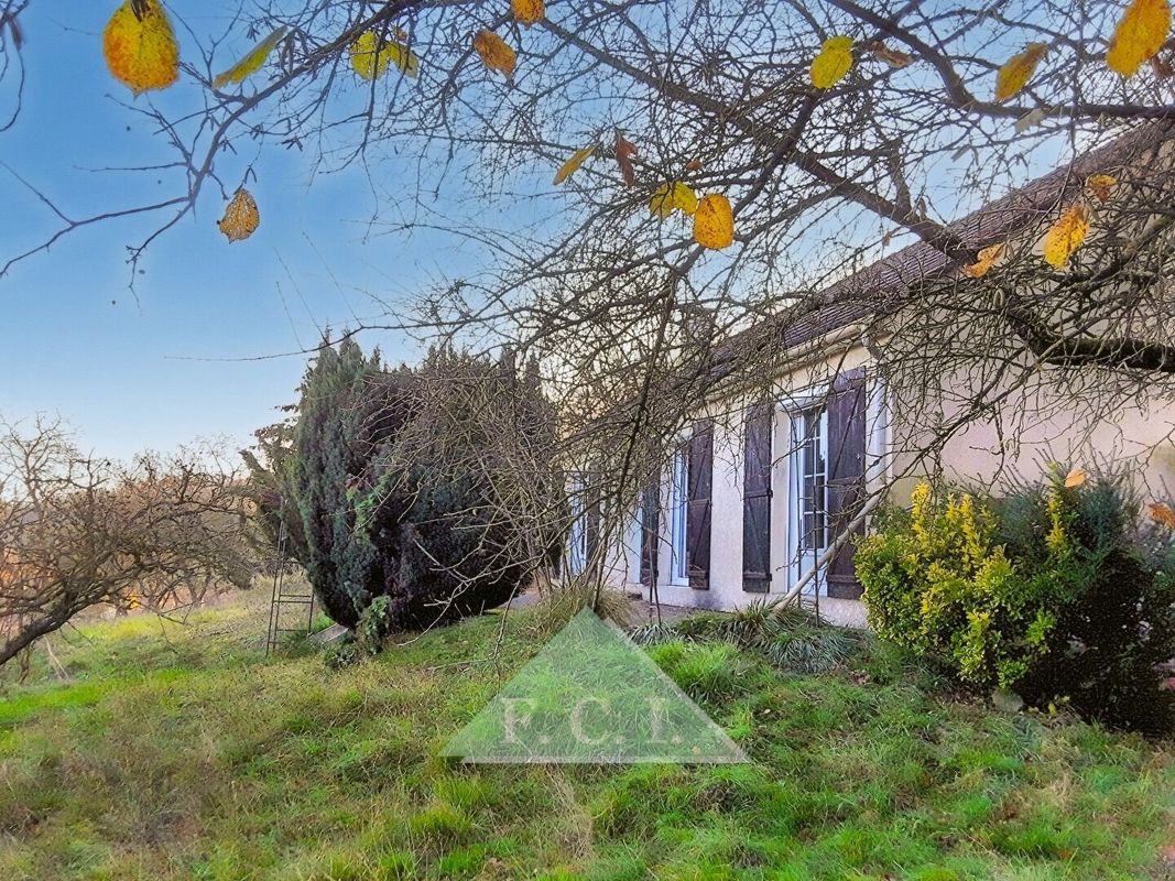 5 chambres Maison à Aulnay-sur-Mauldre, France No. 167443