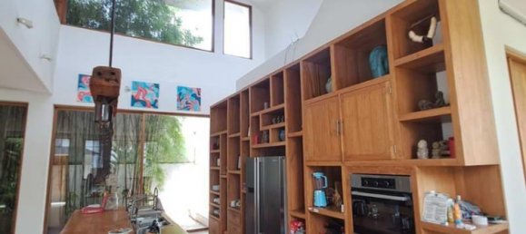 Villa de 5 dormitorios en Canggu, Indonesia No. 3986 10