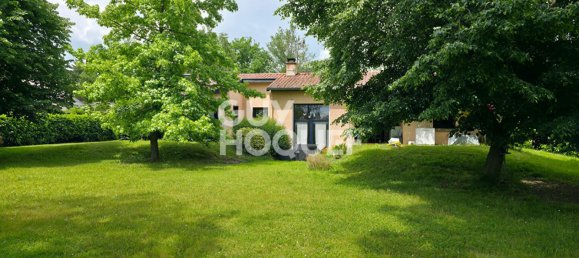 3 Schlafzimmer Haus in Saint-Etienne-le-Molard, France, Nr. 195497 4