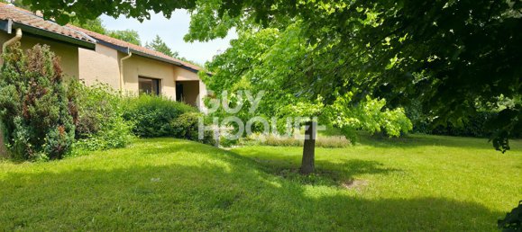 3 Schlafzimmer Haus in Saint-Etienne-le-Molard, France, Nr. 195497 2
