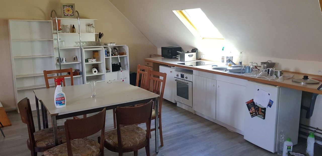 Квартира с 2 спальнями в Илье-Комбре, Франция № 99720