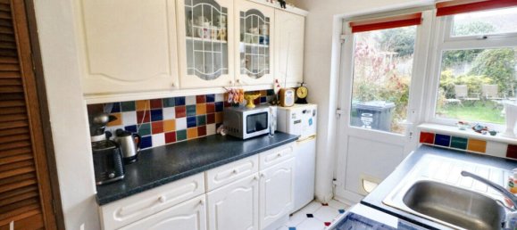 3 bedrooms House in Dartford, United Kingdom No. 4921 5