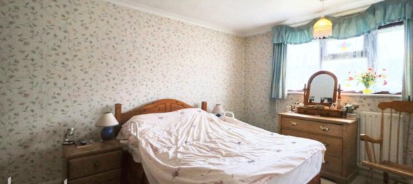 3 bedrooms House in Dartford, United Kingdom No. 4921 6