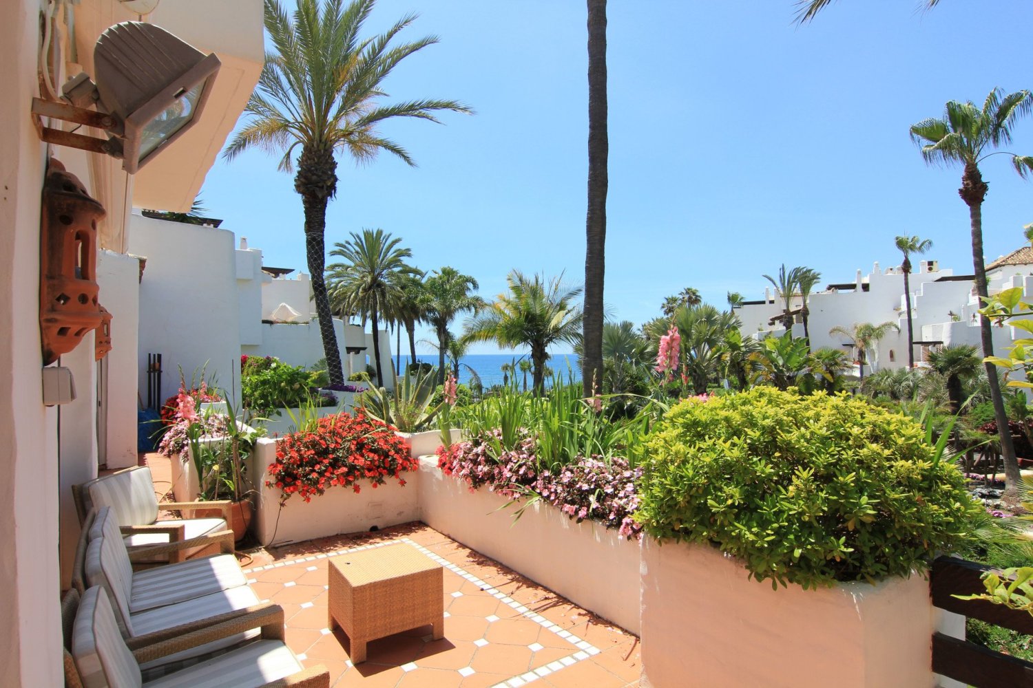 5 bedrooms Building in Marbella, Spain No. 3049