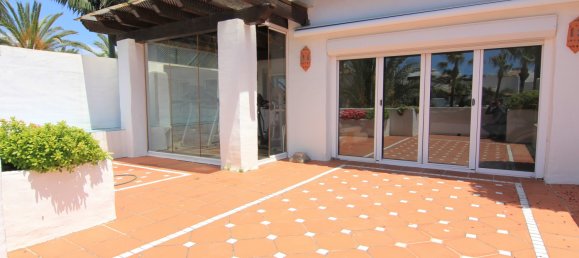 5 bedrooms Building in Marbella, Spain No. 3049 15