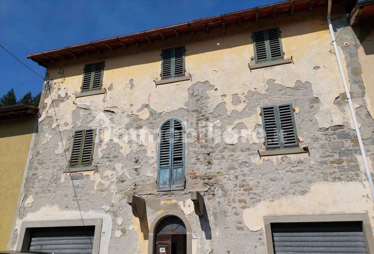 4 bedrooms Villa in Arezzo, Italy No. 207765