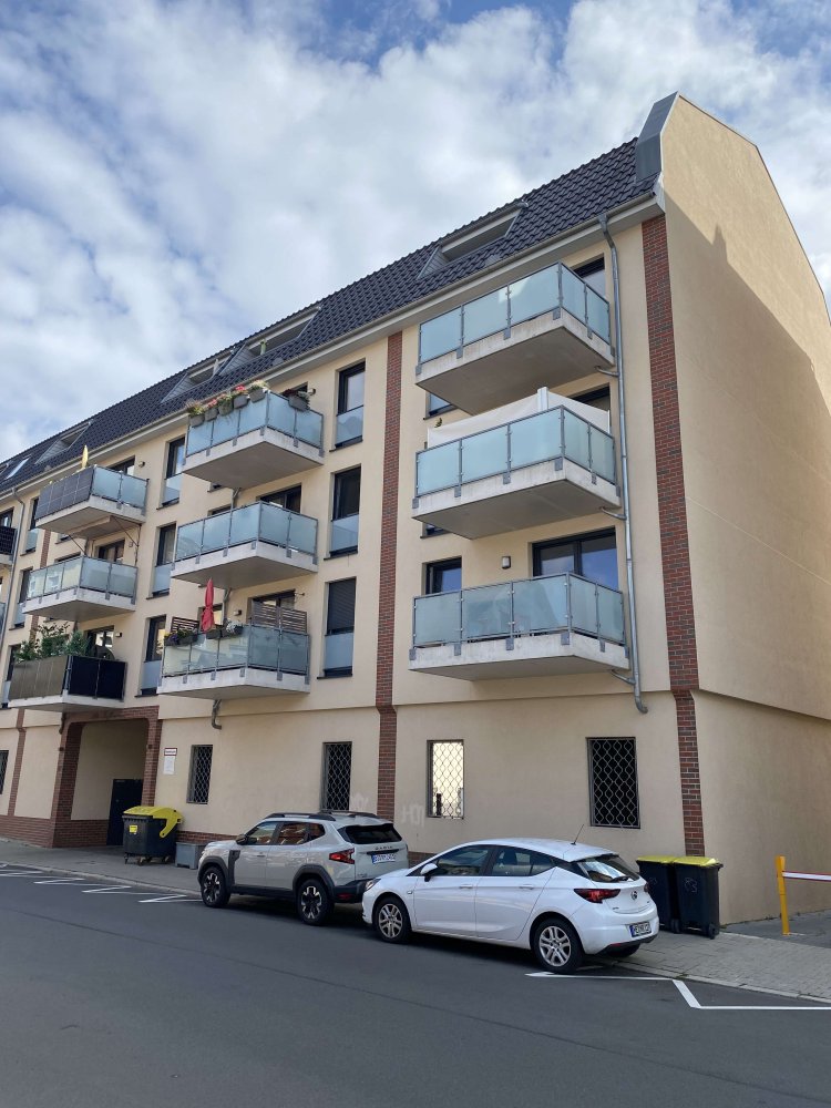 Дуплекс с 3 спальнями в Брауншвейг, Германия № 247595