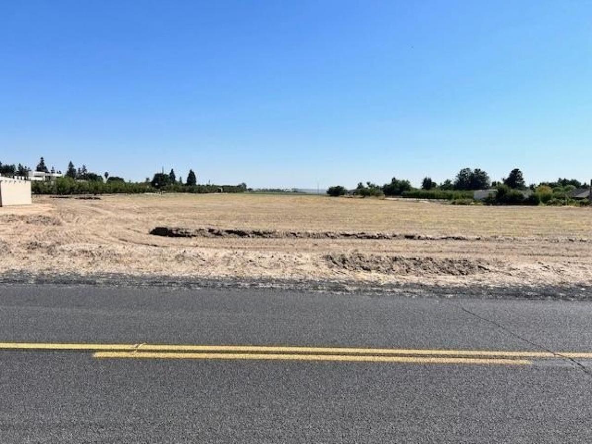  Land in Modesto, USA No. 475232