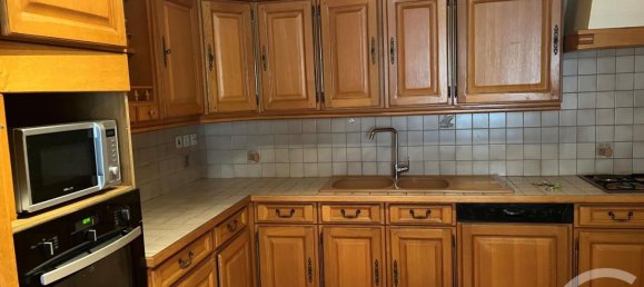 4 Schlafzimmer Haus in Mezieres-lez-Clery, France, Nr. 212658 6