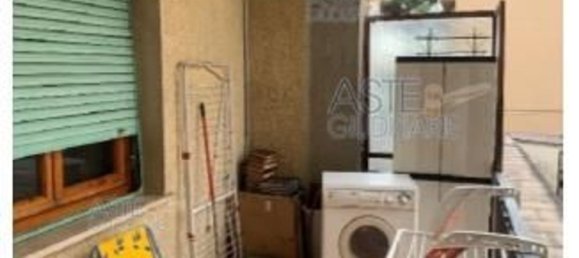 6 rooms Apartment in Prato, Italy No. 51766 21