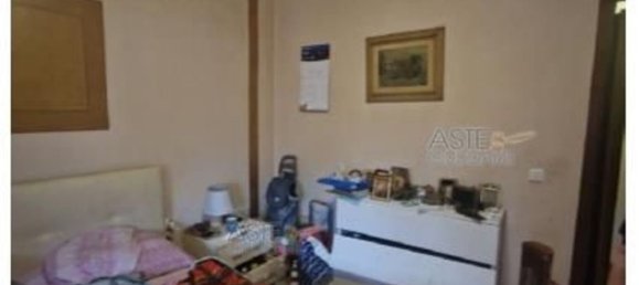 6 rooms Apartment in Prato, Italy No. 51766 27