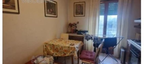6 rooms Apartment in Prato, Italy No. 51766 15