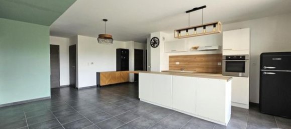 Apartamento de 3 dormitorios en Metz, France No. 306682 2