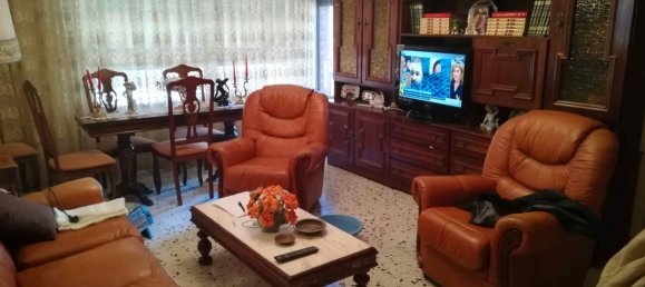 Apartamento de 4 dormitorios en Puertollano, Spain No. 139900 4